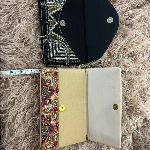 ELEGANT BEADED EVENING CLUTCH SET – MULTICOLOR AND BLACK - Picture 11 of 12